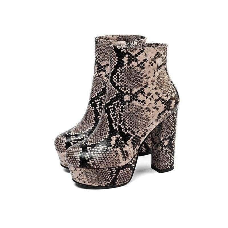 Orm Boots Brook